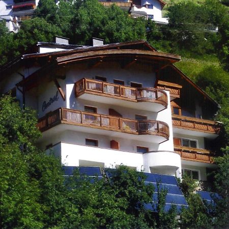 Hotel Garni Central - Zimmer - Studios - Apartments 卡普尔 外观 照片